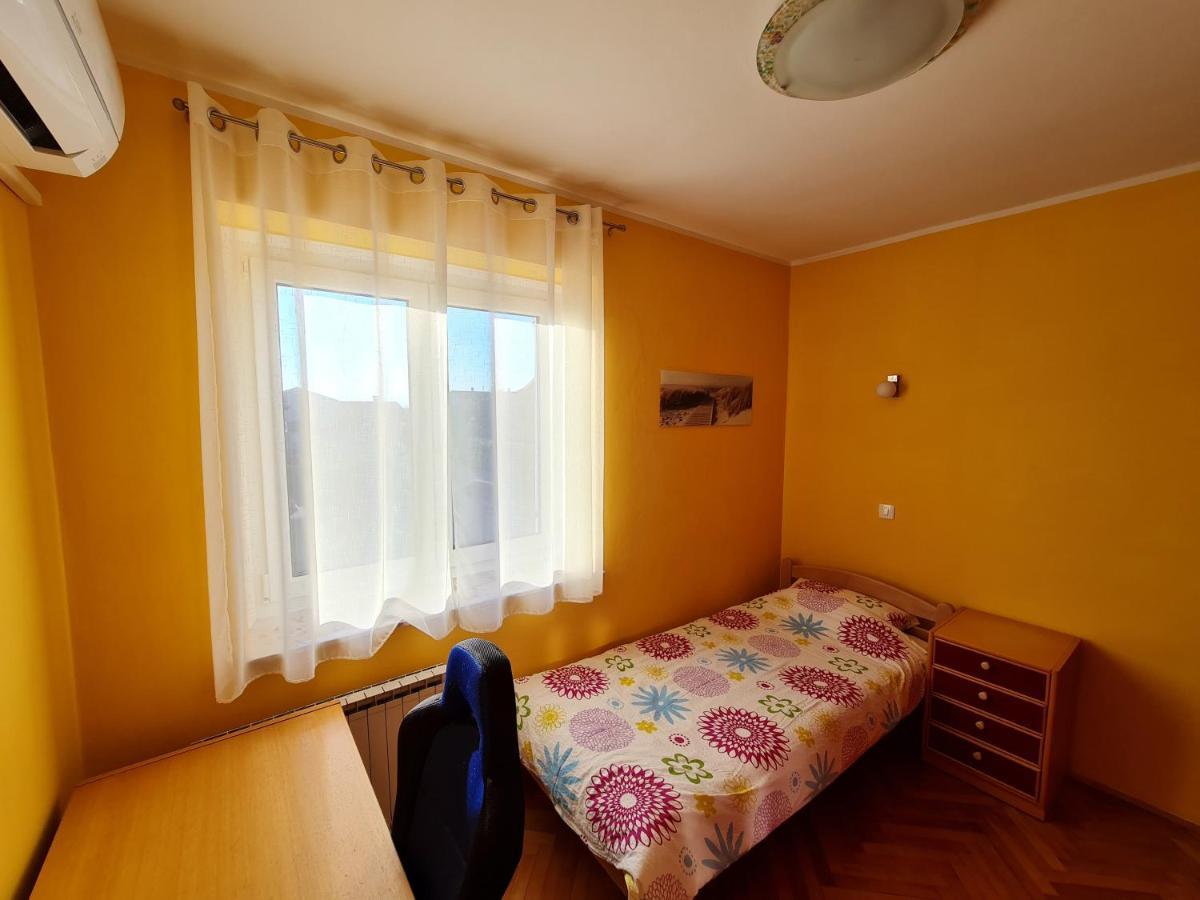 Bella Vista Apartment *